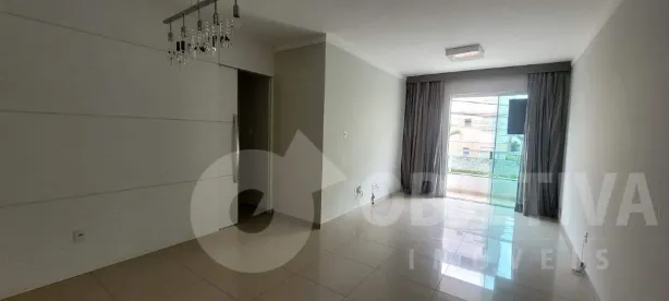 Apartamento com 2 Quartos para alugar, 90m² no Santa Mônica, Uberlândia