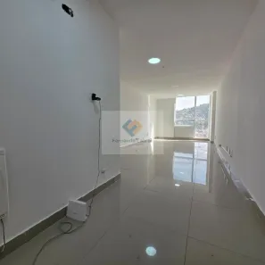 Sala Comercial à venda, 27m² no Santa Rosa, Niterói