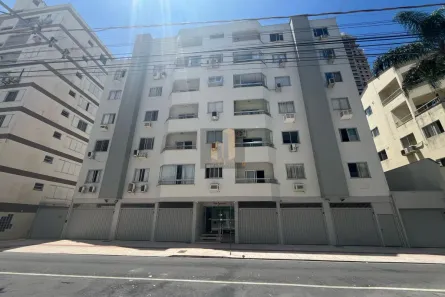 Apartamento com 3 Quartos para alugar, 90m² no Centro, Balneário Camboriú