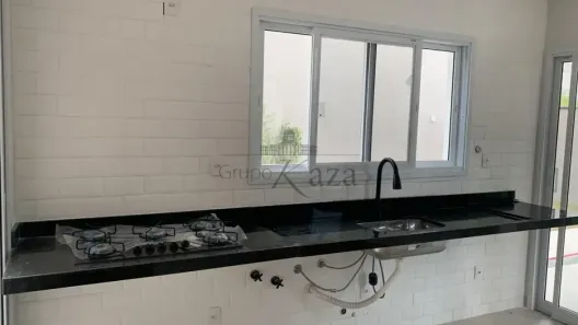 Sobrado com 3 Quartos para alugar, 152m² no Condomínio Residencial Mantiqueira, São José dos Campos