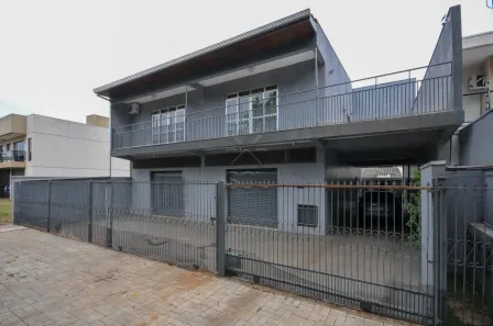 Casa com 6 Quartos à venda, 548m² no Monjolo, Foz do Iguaçu