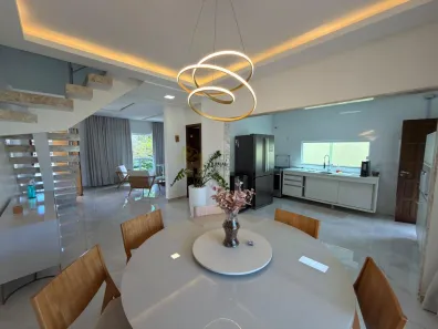 Casa de Condomínio com 4 Quartos para alugar, 207m² no Alphaville (Abrantes), Camaçari