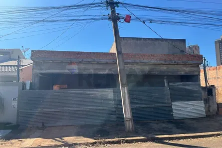 Casa com 3 Quartos à venda, 1960m² no Jardim Residencial São José, Rondonópolis