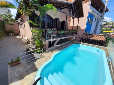 Casa com 3 Quartos à venda, 300m² no Parque Anchieta, Rio de Janeiro
