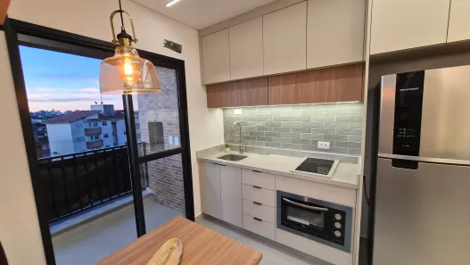 Apartamento com 1 Quarto para alugar, 27m² no Guaíra, Curitiba