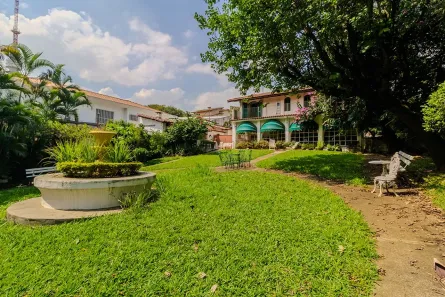 Sobrado com 4 Quartos à venda, 400m² no Sumaré, São Paulo