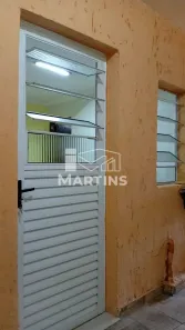 Casa com 1 Quarto para alugar, 35m² no Jardim São Marcos, Embu das Artes