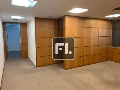 Sala Comercial à venda, 168m² no Cidade Monções, São Paulo