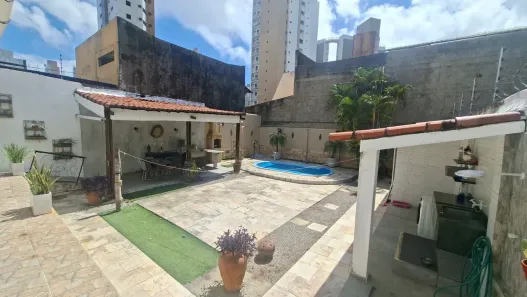 Casa com 3 Quartos à venda, 18m² no Barro Vermelho, Natal
