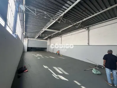 Galpão/Depósito/Armazém para alugar, 300m² no Vila Vicentina, Guarulhos
