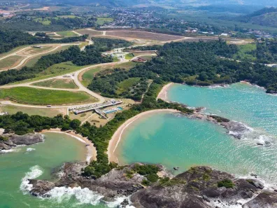 Lote/Terreno à venda, 655m² no Perocão, Guarapari