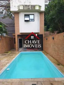 Sobrado com 6 Quartos à venda, 300m² no Gonzaga, Santos