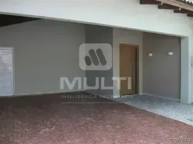 Casa com 4 Quartos à venda, 290m² no Jardim Karaíba, Uberlândia