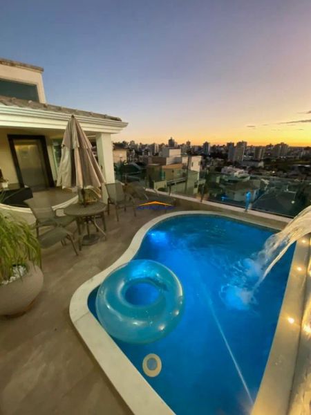 Casa em condomínio com 3 quartos — Paquetá, Belo Horizonte