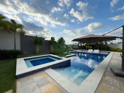 Casa de Condomínio com 4 Quartos à venda, 670m² no Loteamento Residencial Jardim Villagio, Americana