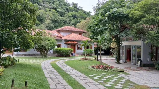 Casa com 8 Quartos à venda, 690m² no Corrêas, Petrópolis