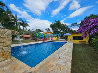 Fazenda/Sítio com 3 Quartos à venda, 160m² no Centro, Igaratá