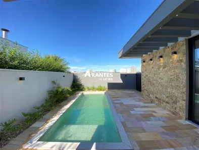 Casa de Condomínio com 3 Quartos à venda, 232m² no Granja Marileusa, Uberlândia