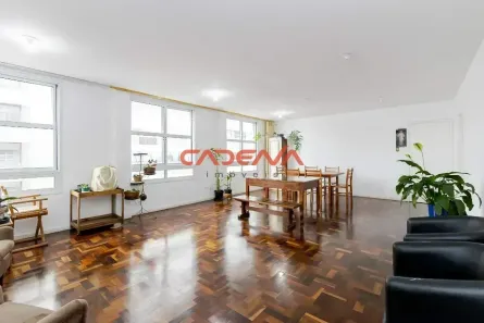 Apartamento com 3 Quartos à venda, 140m² no Centro, Curitiba