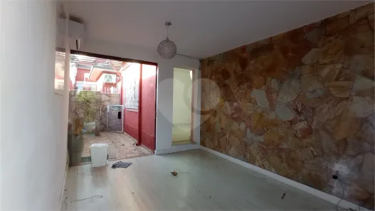 Casa com 6 Quartos à venda, 200m² no Bela Aliança, São Paulo