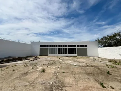 Galpão/Depósito/Armazém para alugar, 1600m² no Barreiros, São José