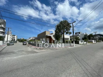 Casa com 4 Quartos à venda, 266m² no Pedra Branca, Palhoça