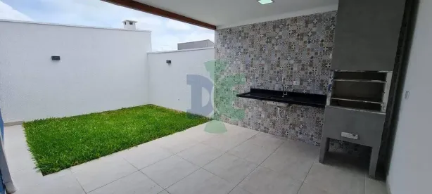 Casa com 3 Quartos para alugar, 110m² no Loteamento Villa Branca, Jacareí