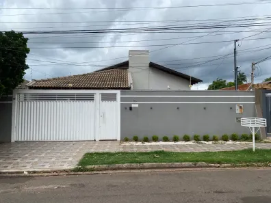 Casa com 4 Quartos à venda, 203m² no Panamá, Campo Grande