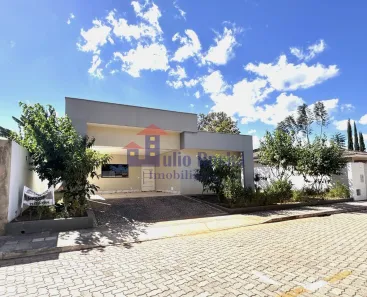 Casa de Condomínio com 3 Quartos à venda, 200m² no Setor Habitacional Tororó, Brasília