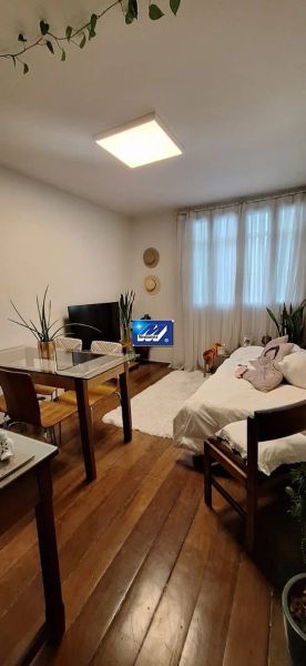 Apartamento com 2 quartos — Sagrada Família, Belo Horizonte