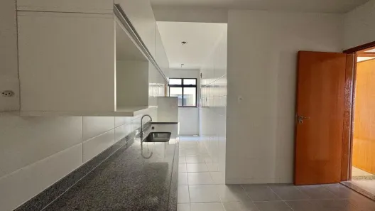 Apartamento com 2 Quartos à venda, 75m² no Centro, Juiz de Fora