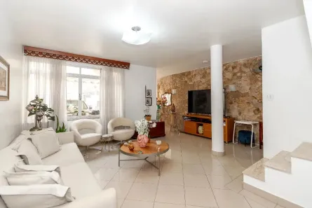 Casa com 4 Quartos à venda, 179m² no Jardim Internacional, São Paulo