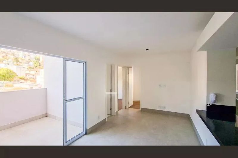 Apartamento com 2 quartos — Santa Efigênia, Belo Horizonte