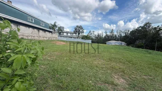 Lote/Terreno à venda, 1721m² no Parque Village Castelo, Itu