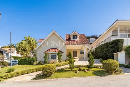 Casa com 4 Quartos à venda, 326m² no Alphaville, Santana de Parnaíba