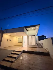 Casa com 3 Quartos para alugar, 180m² no Parque Guajará (Icoaraci), Belém