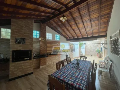 Casa com 3 Quartos à venda, 150m² no Fabrício, Uberaba