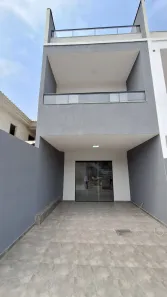 Casa de Condomínio com 2 Quartos à venda, 200m² no Campo Grande, Rio de Janeiro