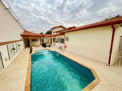 Casa com 3 Quartos para alugar, 250m² no Nova Piracicaba, Piracicaba