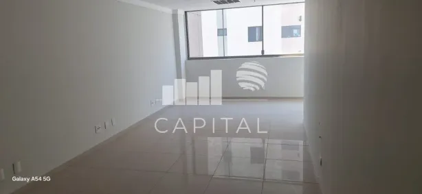 Sala Comercial para alugar, 42m² no Dezoito do Forte Empresarial/Alphaville., Barueri
