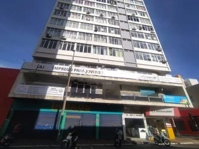 Ponto Comercial para alugar, 200m² no Centro, Uberlândia