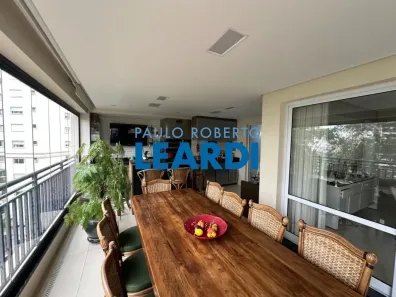 Apartamento com 4 Quartos à venda, 223m² no Jardim Marajoara, São Paulo