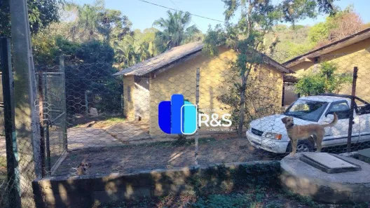 Fazenda/Sítio com 3 Quartos à venda, 108m² no Jardim Niero, Louveira