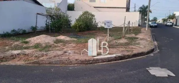 Lote/Terreno à venda, 301m² no Granada, Uberlândia