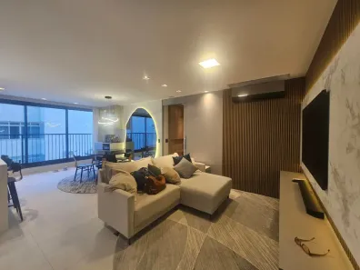 Apartamento com 3 Quartos à venda, 94m² no Canto, Florianópolis