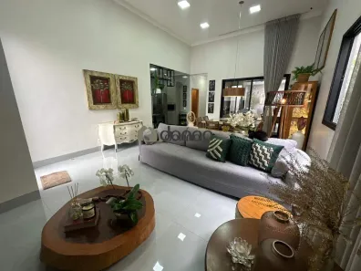 Casa com 3 Quartos à venda, 180m² no Estância dos Ipês, Uberaba