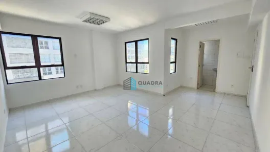 Sala Comercial à venda, 34m² no Trindade, Florianópolis