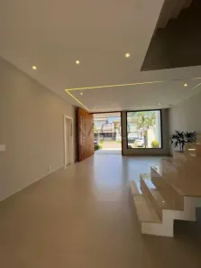 Casa de Condomínio com 4 Quartos à venda, 400m² no Recreio dos Bandeirantes, Rio de Janeiro