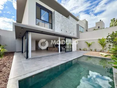 Casa de Condomínio com 4 Quartos à venda, 303m² no Granja Marileusa, Uberlândia