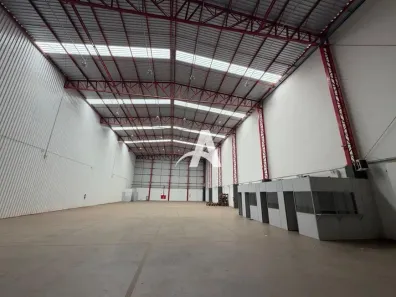 Galpão/Depósito/Armazém para alugar, 1100m² no Taiaman, Uberlândia